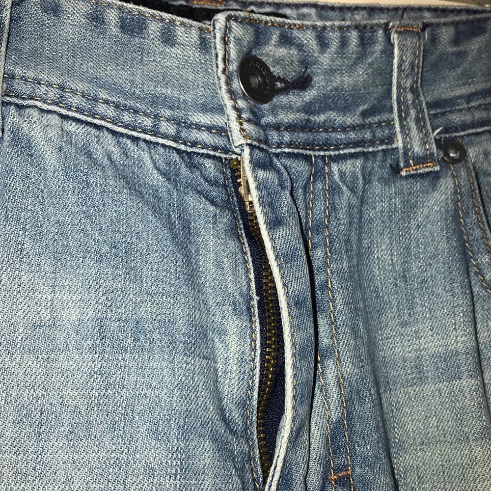 Arizona Jeans | Distressed Slim Bootcut - Picture 4 of 6